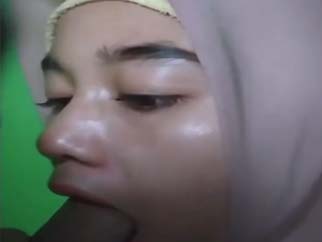 Hijab IGO Sepong Croot Di Muka